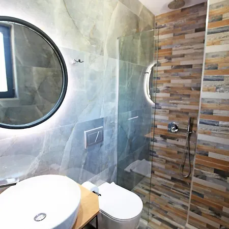 Отель Citrus 4*