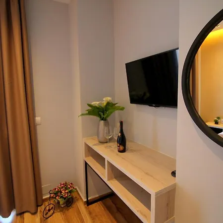 Citrus Hotel